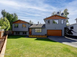 4665 Cascade Cir, Anchorage, AK 99502