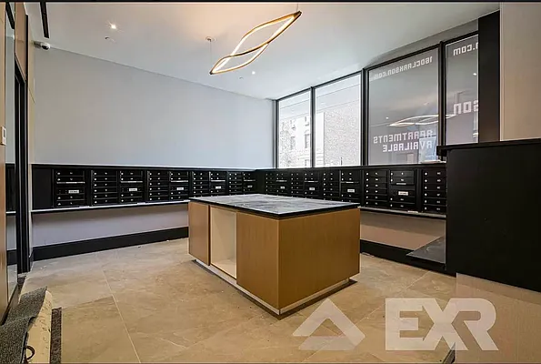 Rented by EXR | media 10