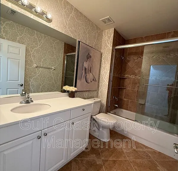 13860 Avon Park Cir — Photo 47