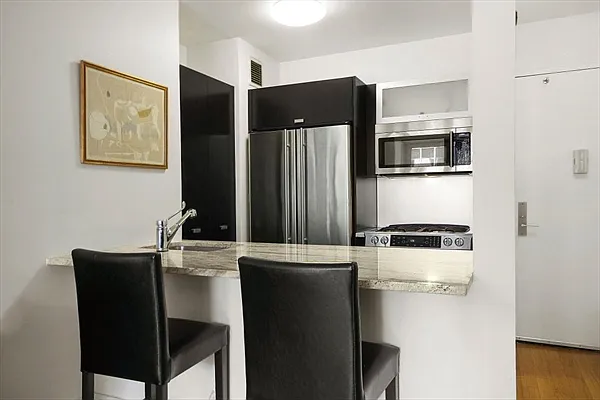 Sold by Citi Habitats | media 11