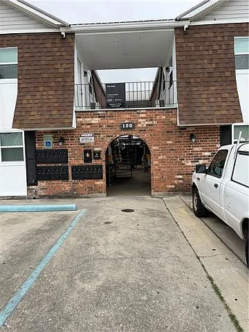 120 Houma Blvd #18 Photo 1