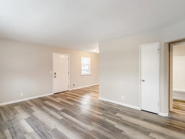 502 E Merrill Ave #8 — Photo 7