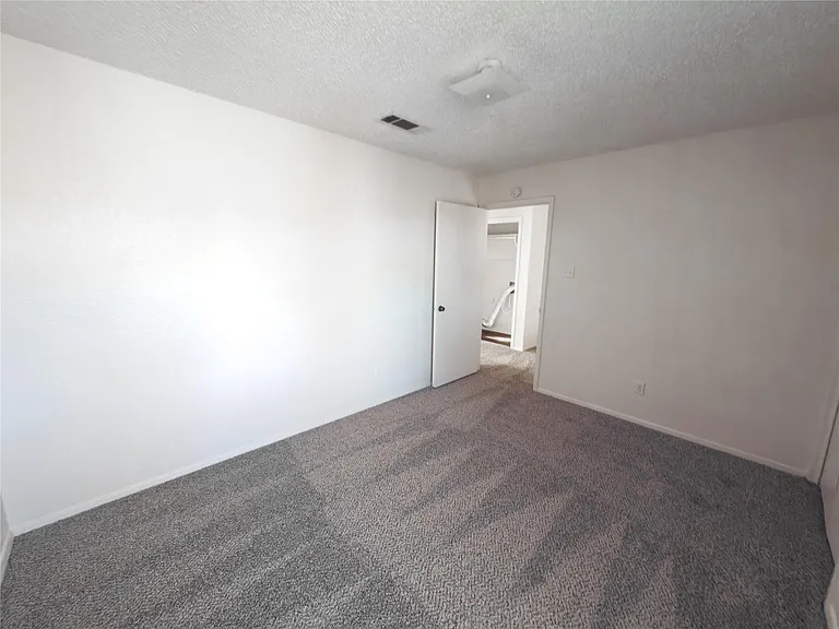 4825 Diaz Ave #3 — Photo 8