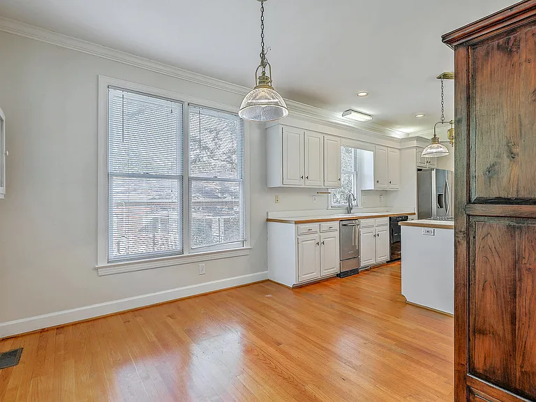 317 Rutherford St — Photo 18