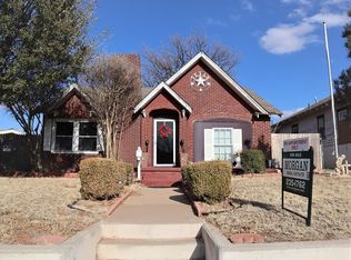 904 Elm St, Sweetwater, TX 79556