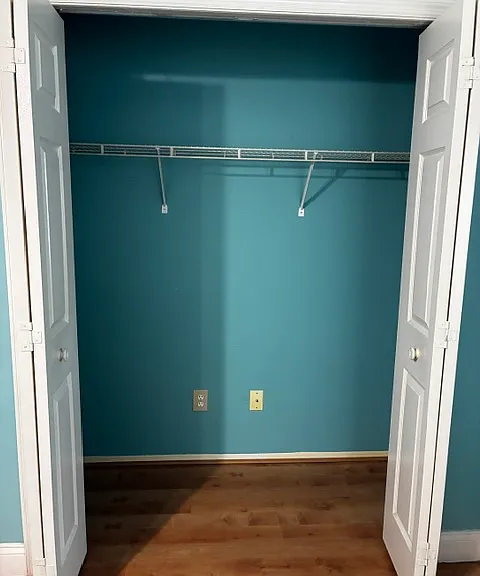 8926 Eastman Dr — Photo 10