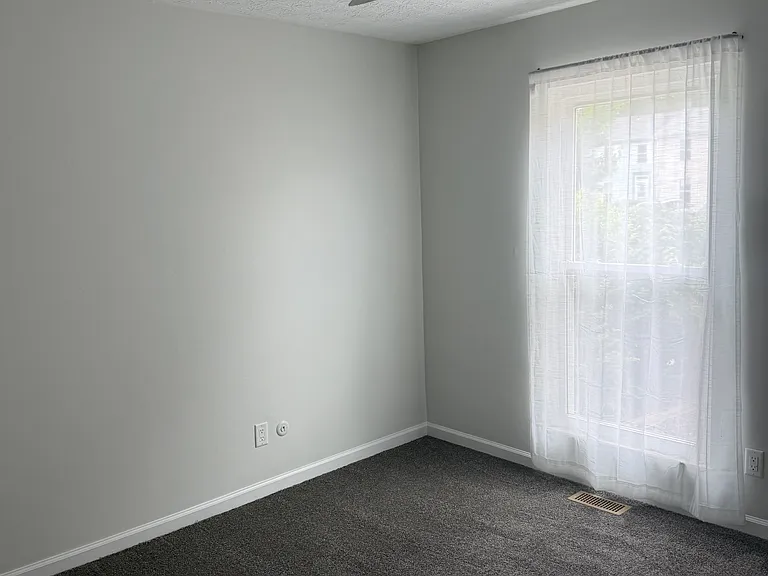 8711 Chloe Ct #8711 — Photo 14