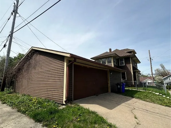 800 19th St SE, Cedar Rapids, IA 52402