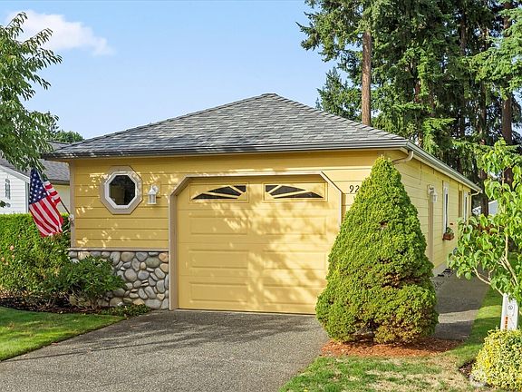 2nd image of 9230 45th Drive NE