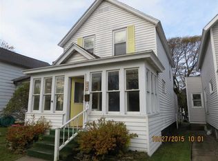 326 S 9th St, Escanaba, MI 49829