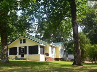 72 Fruitland Eldad Rd, Trenton, TN 38382