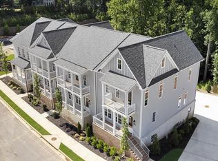 2080 Parkside Ln, Roswell, GA 30076