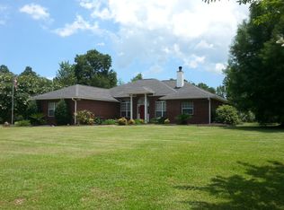 5747 Whispering Woods Dr, Pace, FL 32571