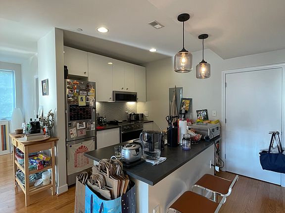 Open kitchen perfect for cooking by yourself and with friends