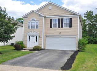 2958 Sussex Place Dr, Grove City, OH 43123
