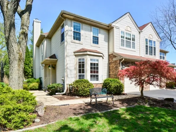 12 Mohawk Trail, Branchburg Twp., NJ 08876