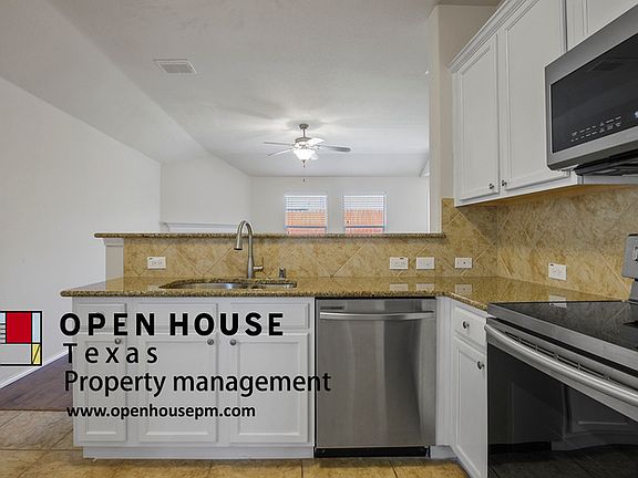 5th image of 12613 Ocean Spray Dr