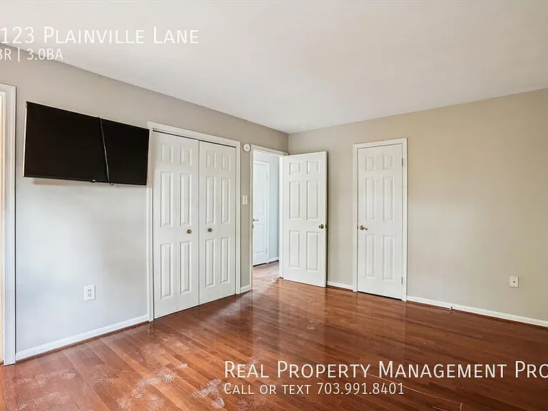6123 Plainville Ln — Photo 9