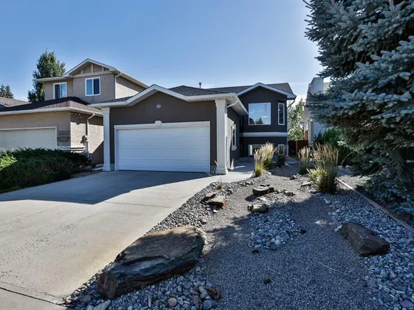 203 N Blackfoot Cir W, Lethbridge, AB T1K 7T2