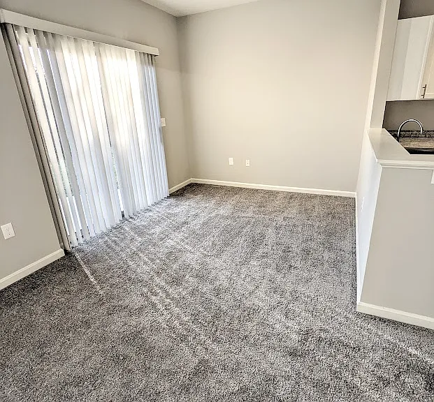 Spinnaker Cove Apartments — Photo 18