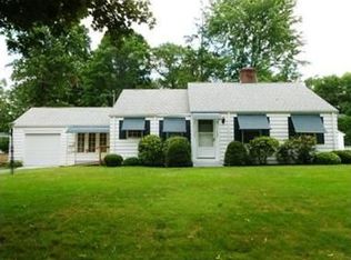 65 Pilgrim Rd, Springfield, MA 01118