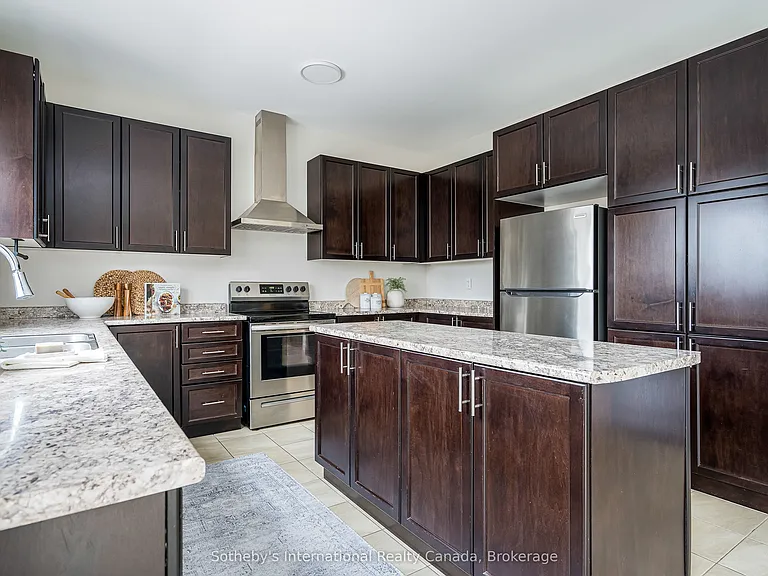 45 McLean Ave — Photo 9