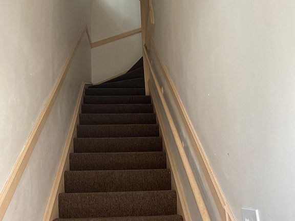 2nd image of 3000 S Kedvale Ave Fl 2