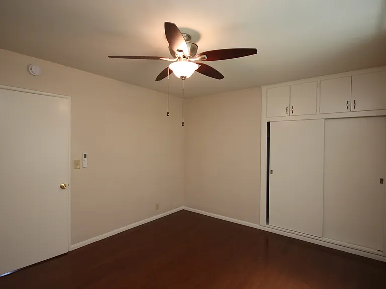 343 S Madison Ave #15 — Photo 10