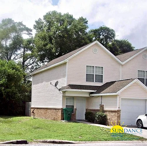 950 Scenic Oak Ln Photo 1