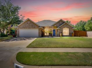 3100 Andrew Ct, Bedford, TX 76021