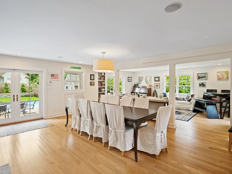 32 Floyd St — Photo 15