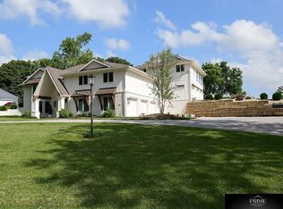 20640 Rawhide Rd, Elkhorn, NE 68022