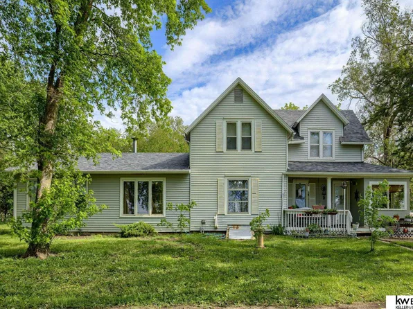 1402 County Road C, Wahoo, NE 68066