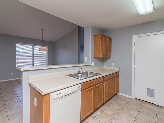 4th image of 8603 E Carol Ave