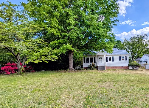 813 E Haggard Ave Photo 1