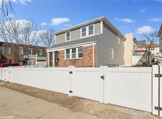 10701 160th St, Jamaica, NY 11433