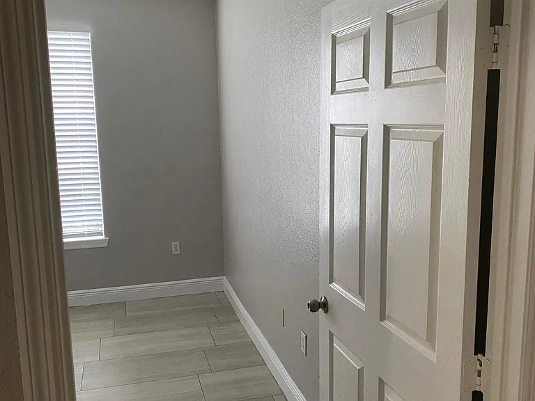 5953 Westgate Dr #1811 — Photo 10