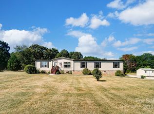 864 Shannon Meadows Rd, Clover, SC 29710