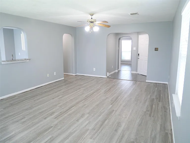 11931 Panay Village Cir — Photo 10