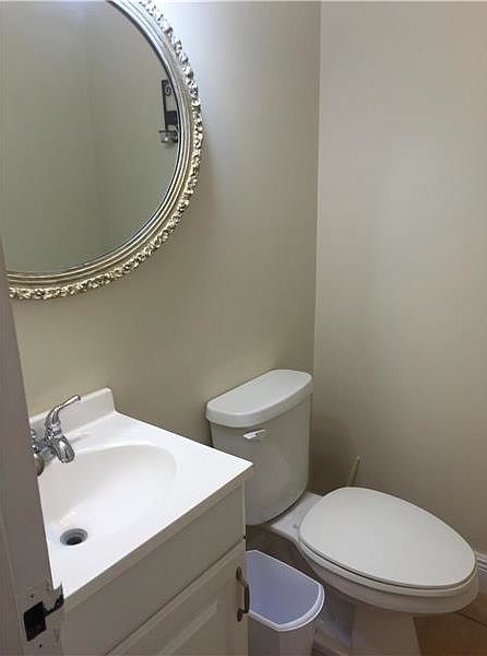 1st image of 210 172nd St #4