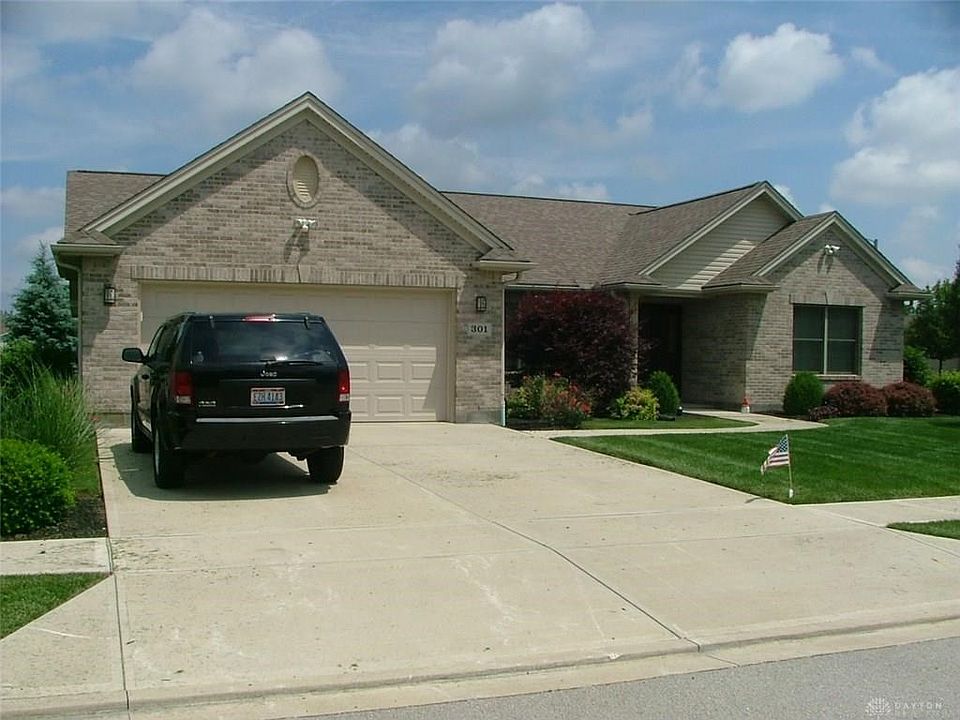 1st image of 301 Miller Ct