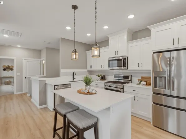 8104 SE Blanton St, Hillsboro, OR 97123