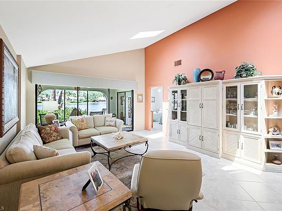 4th image of 359 Bay Forest DR #1B