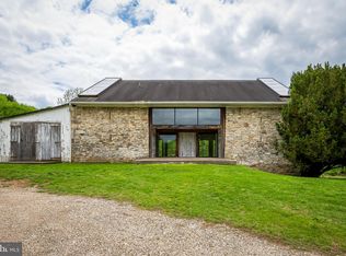 2307 Paper Mill Rd, Phoenix, MD 21131