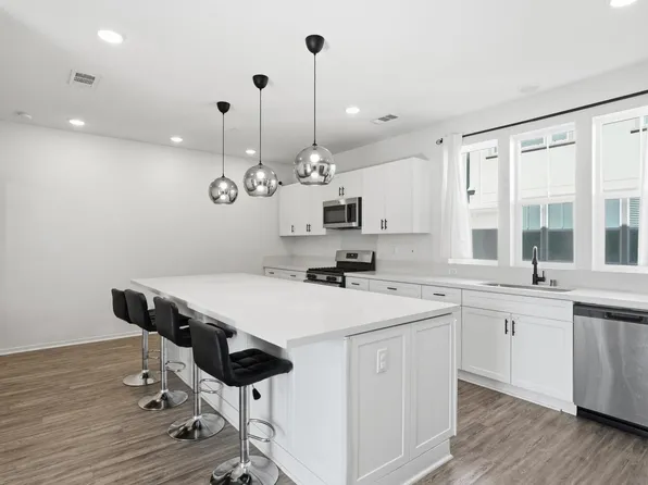 5300 Calle Rockfish #2, San Diego, CA 92154