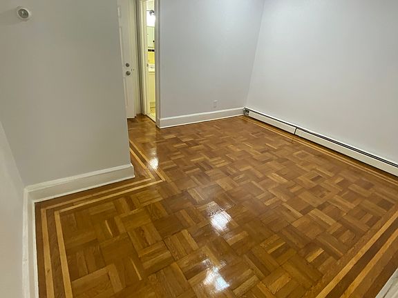 3rd image of 202 Jericho Tpke Floor 1