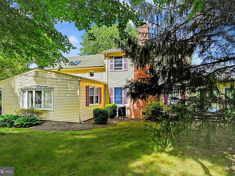 4475 Muddy Creek Rd — Photo 2