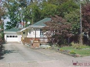 1479 Maple St, Barberton, OH 44203