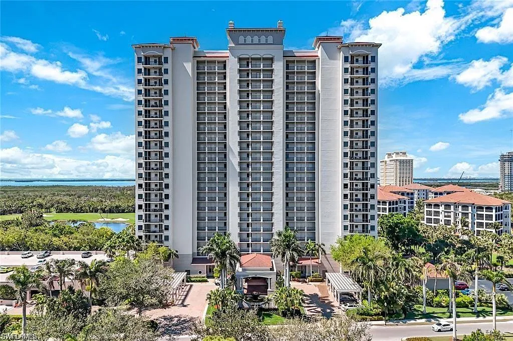 The Colony At Pelican Landing — Photo 2