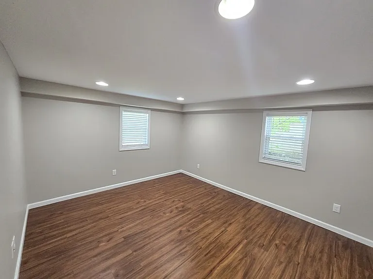 4094 University Dr #B — Photo 5
